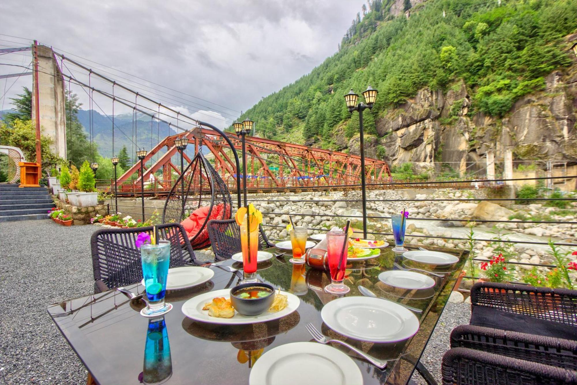 Paradise-The Whitehouse Cafe Manali  Bagian luar foto