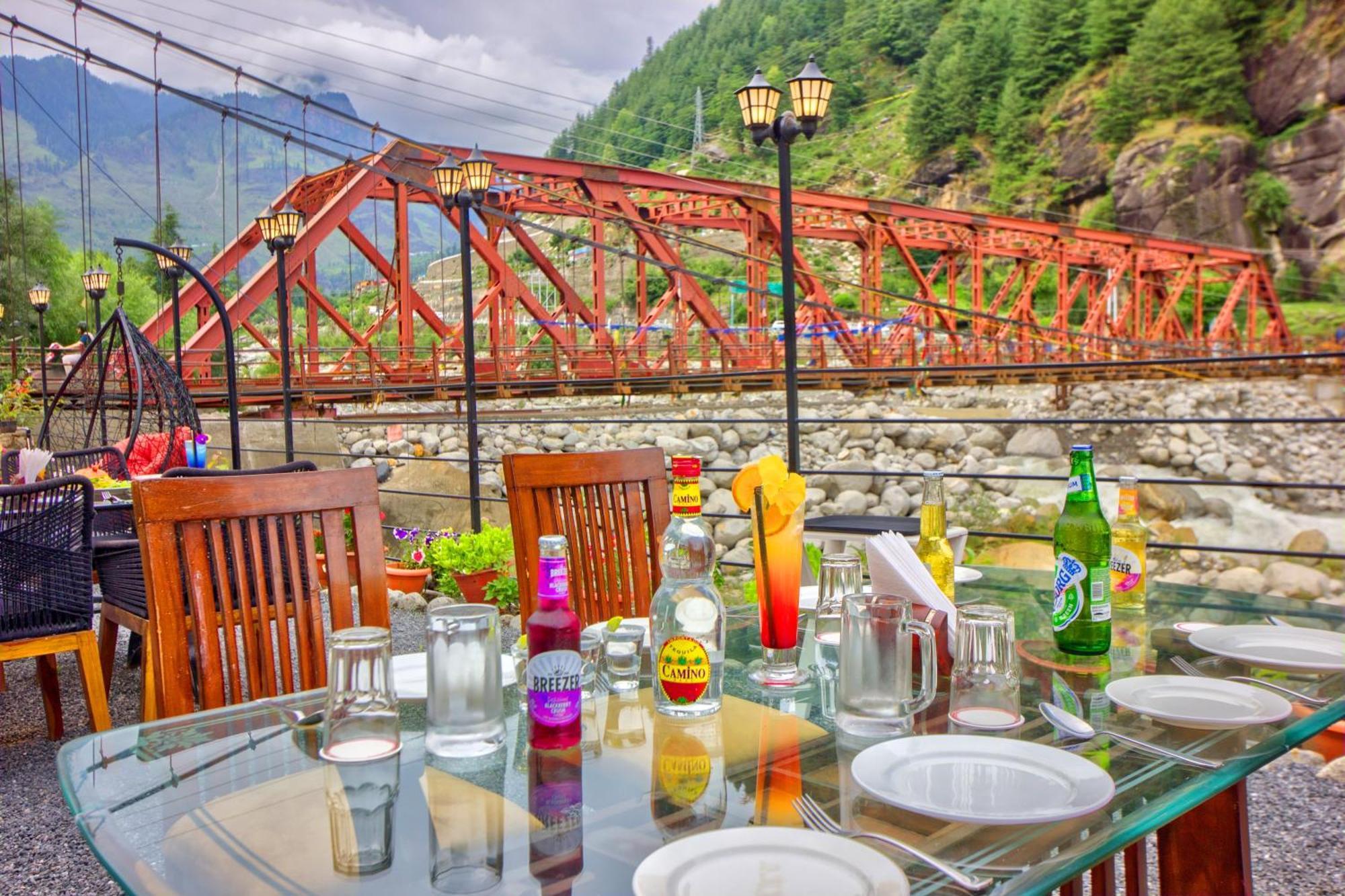Paradise-The Whitehouse Cafe Manali  Bagian luar foto